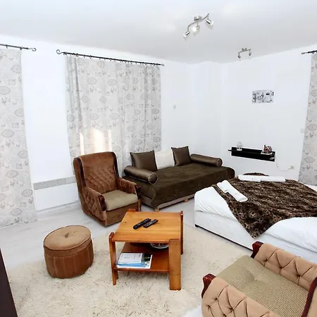 Snow Pearl & Free * بانسكو